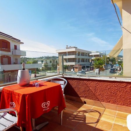 Casa Vacanze Gigli Numana Exterior photo