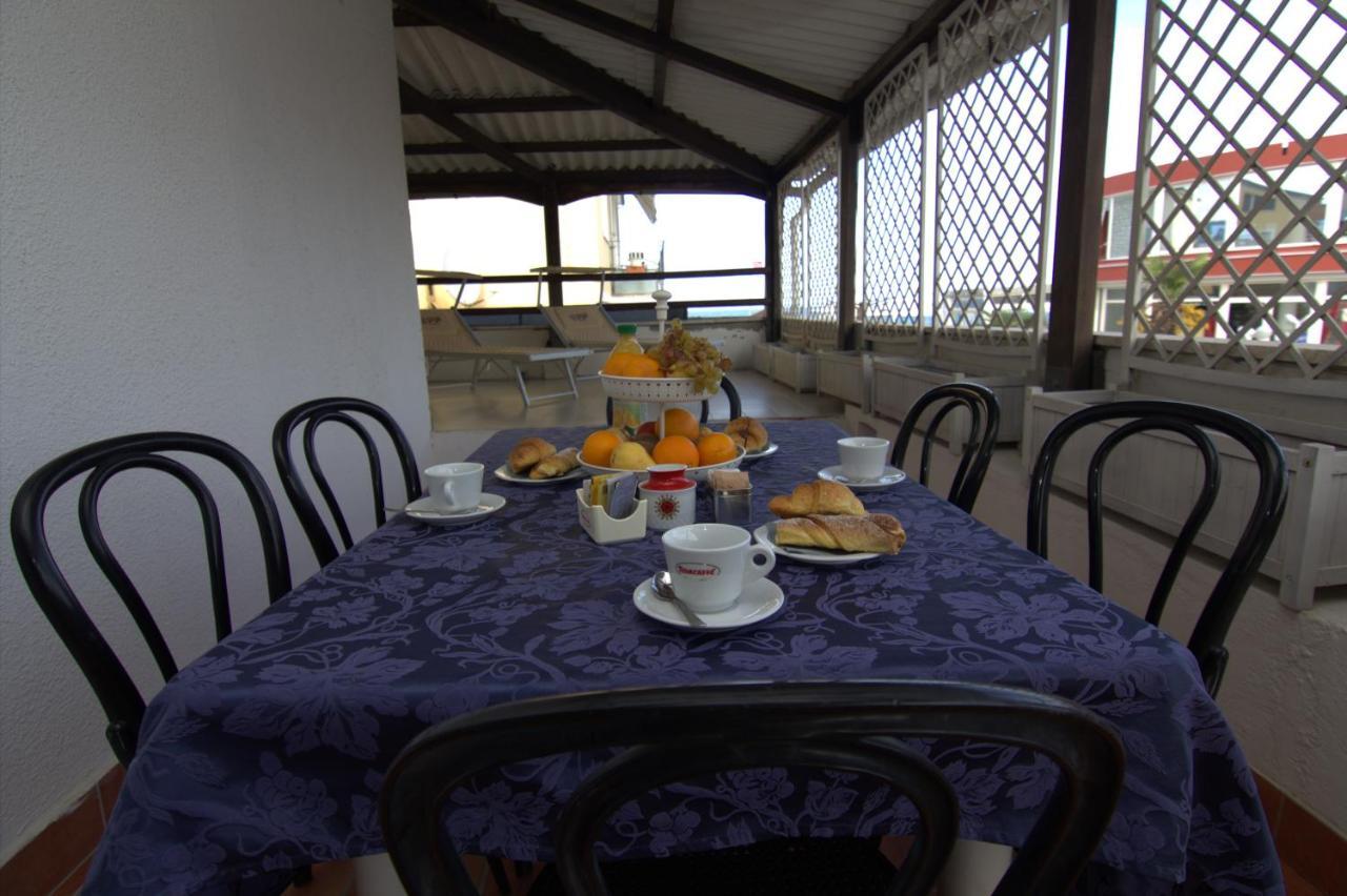 Casa Vacanze Gigli Numana Exterior photo