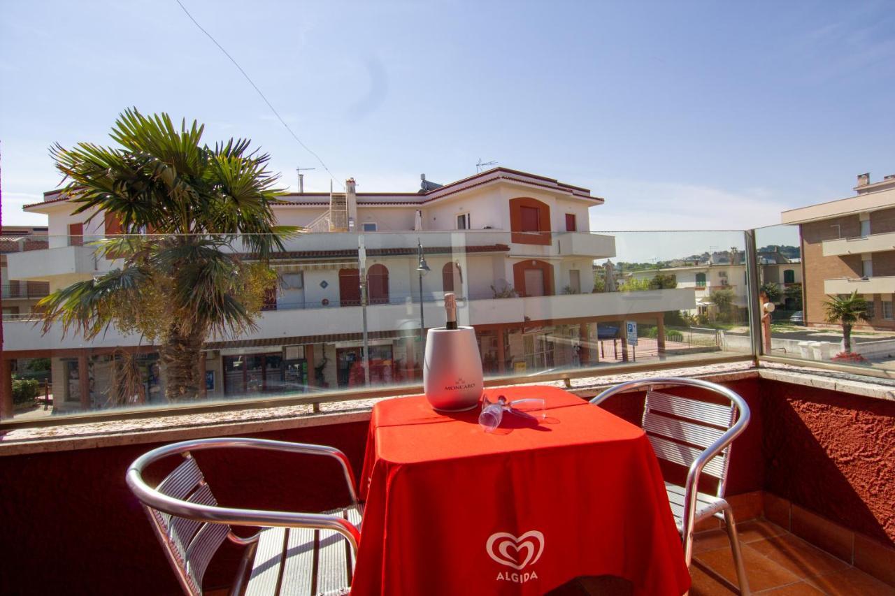 Casa Vacanze Gigli Numana Exterior photo